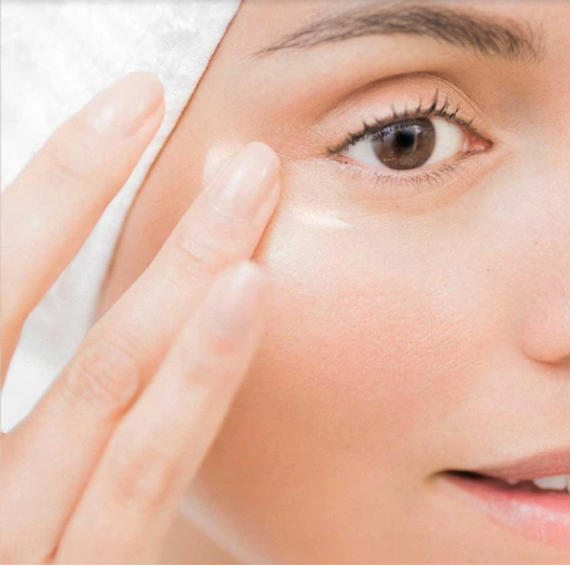 Eye Authority (Círculos oscuros, hinchazón, líneas finas)