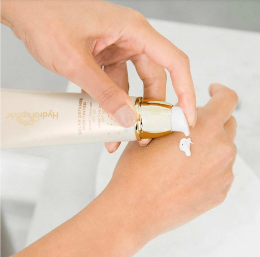 SOLAR DEFENSE NON-TINTED (Amplio espectro SPF 50)